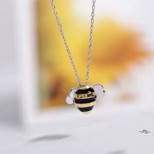 925 Sterling Silver Bumblebee Honey Bee Pendant Necklace Bohemian Stamped